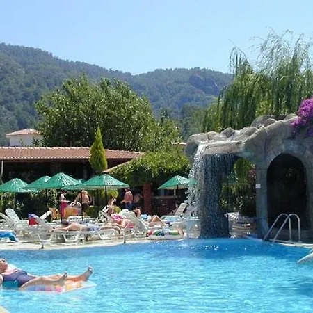Hotel Sardunya 3*